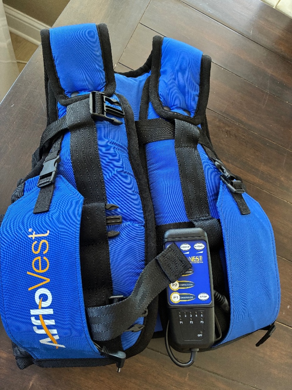 Afflovest Airway Clearance device